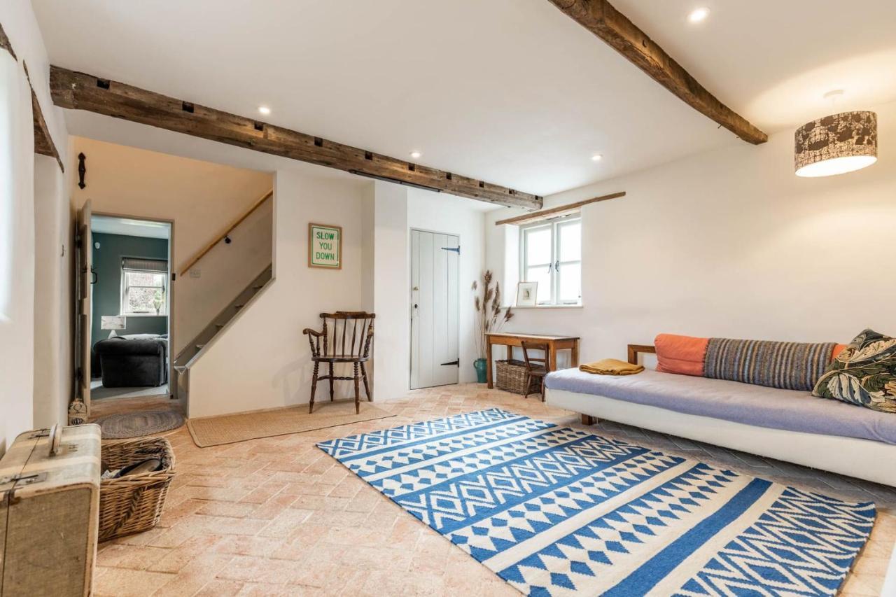 Host & Stay - White End Salthouse Екстериор снимка