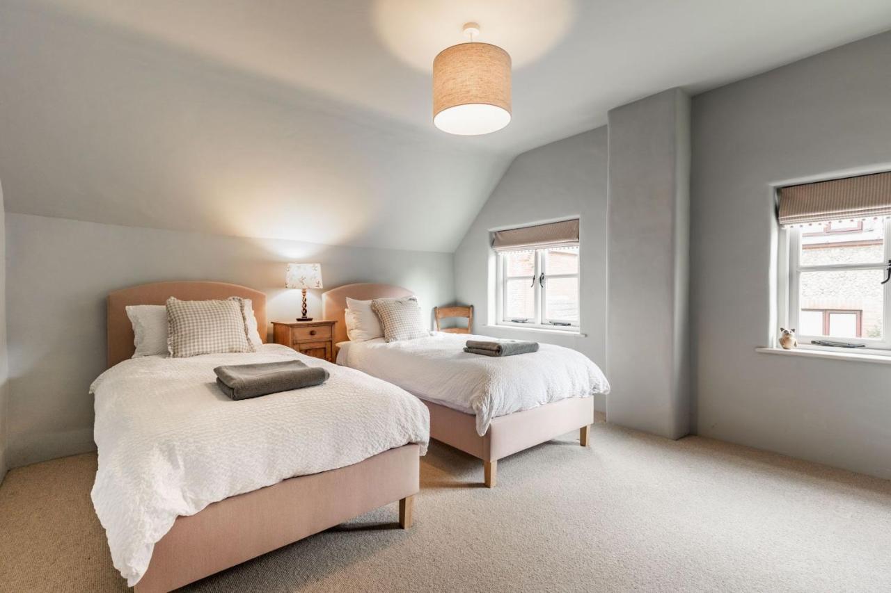 Host & Stay - White End Salthouse Екстериор снимка