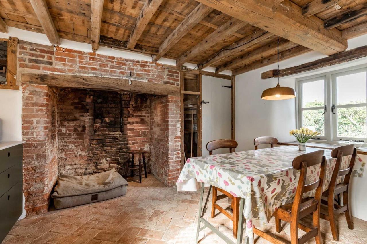 Host & Stay - White End Salthouse Екстериор снимка
